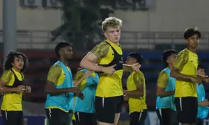 Tuyển Malaysia nghi bị drone do thám trước ASEAN Cup