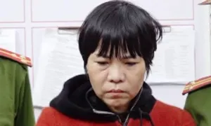 Cuộc sống bỏ mặc gia đình của người mẹ 'hại con vì tiền bảo hiểm' Cuộc sống bỏ mặc gia đình của người mẹ 'hại con vì tiền bảo hiểm'