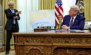 Peter Navarro - 'kiến trúc sư' thúc đẩy đòn thuế của ông Trump Peter Navarro - 'kiến trúc sư' thúc đẩy đòn thuế của ông Trump
