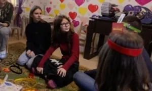 Hơn 10 năm xung đột ám ảnh trẻ em miền đông Ukraine Hơn 10 năm xung đột ám ảnh trẻ em miền đông Ukraine