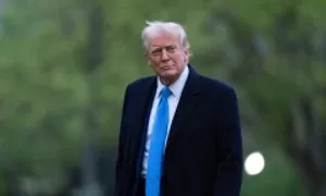 Ông Trump ký lệnh để các bộ chuyển khỏi thủ đô Ông Trump ký lệnh để các bộ chuyển khỏi thủ đô