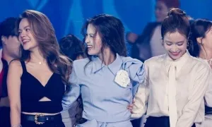 Đông Nhi khuấy động sân khấu cùng Hoàng Thùy Linh, Minh Hằng Đông Nhi khuấy động sân khấu cùng Hoàng Thùy Linh, Minh Hằng