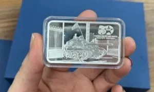 Đưa lịch sử vào sản phẩm, nhiều thương hiệu 'cháy hàng' Đưa lịch sử vào sản phẩm, nhiều thương hiệu 'cháy hàng'