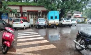 Ôtô đỗ dọc đường liên tục 8 ngày sẽ bị tiêu hủy Ôtô đỗ dọc đường liên tục 8 ngày sẽ bị tiêu hủy