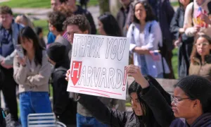 Harvard có thể tốn hàng trăm triệu USD để dàn xếp loạt điều tra