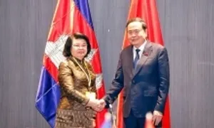Chủ tịch Quốc hội mong Campuchia - Thái Lan gác lại bất đồng