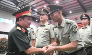 Thứ trưởng Quốc phòng gặp quân nhân 4 nước tham gia diễu binh