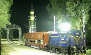 Ấn Độ thử tên lửa đạn đạo phóng từ tàu hỏa Ấn Độ thử tên lửa đạn đạo phóng từ tàu hỏa
